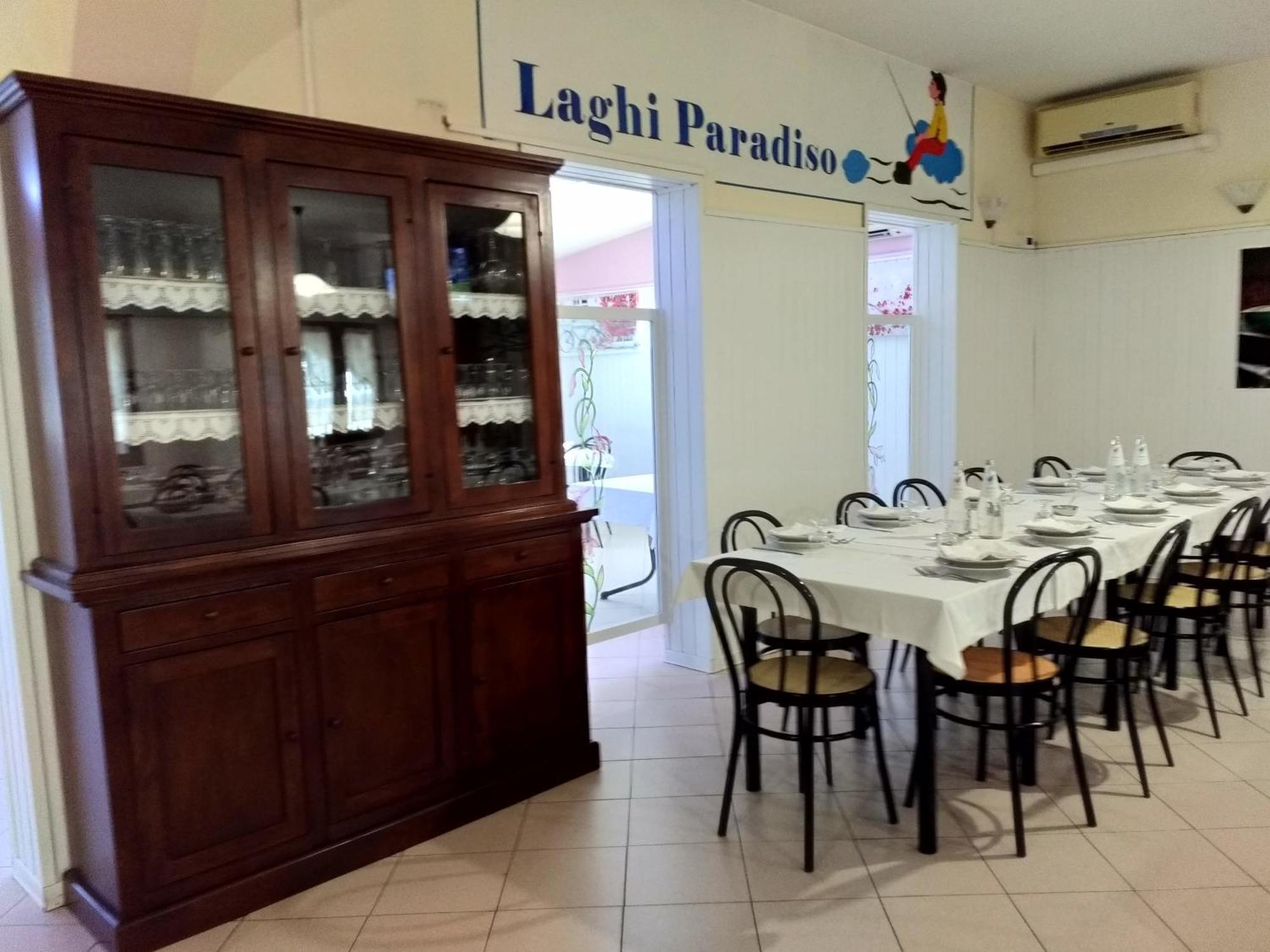 Laghi Paradiso Rovereto sulla Secchia Ngoại thất bức ảnh
